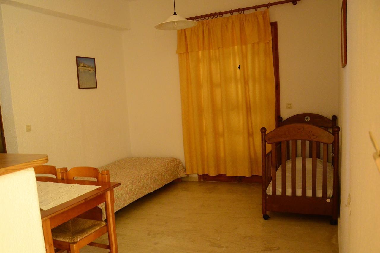 Alex Home Apartments Hersonissos (Crete) Exterior foto